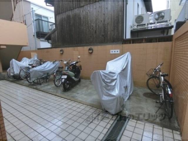 駐輪場