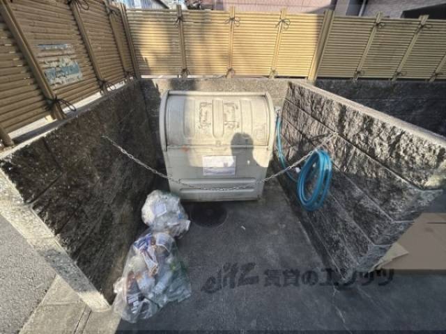 ゴミ置き場