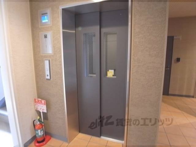 エレベーター