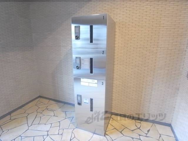 宅配ボックス