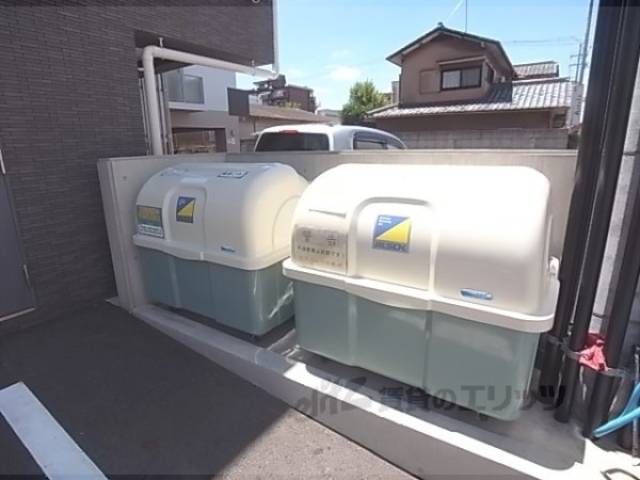 共同ゴミ捨て場