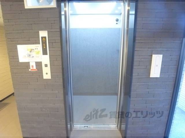 エレベーター