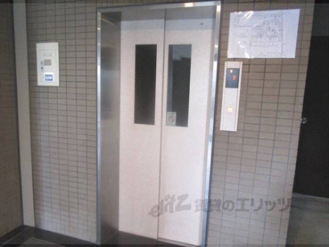 エレベーター