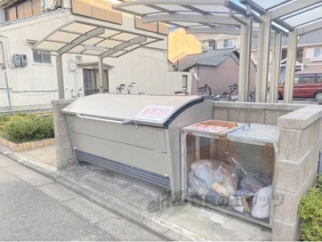 ゴミ置き場