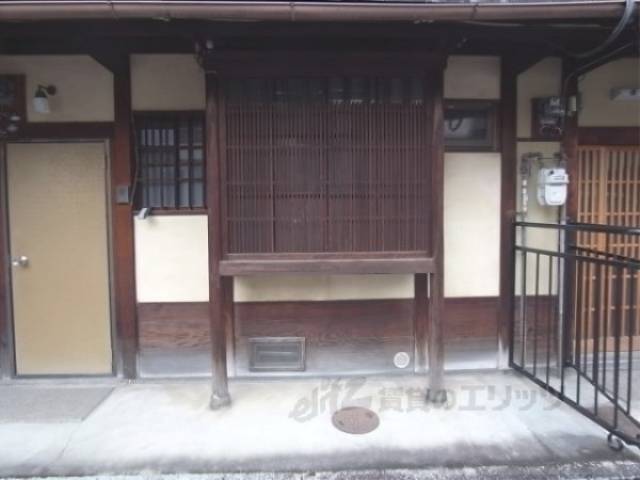 玄関前