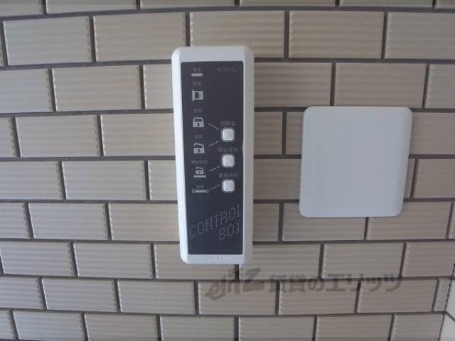 オートロック　解除ボタン