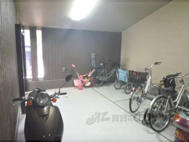 駐輪場