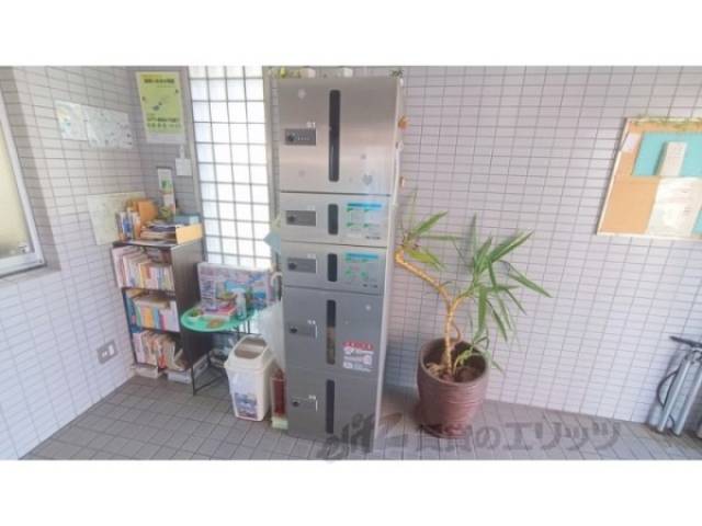 宅配ボックス
