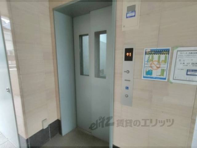 エレベーター