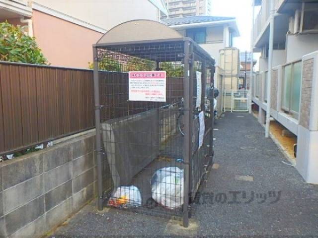 ゴミ置き場