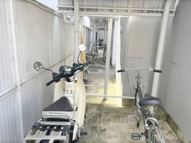 駐輪場