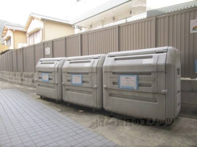 ゴミ置き場