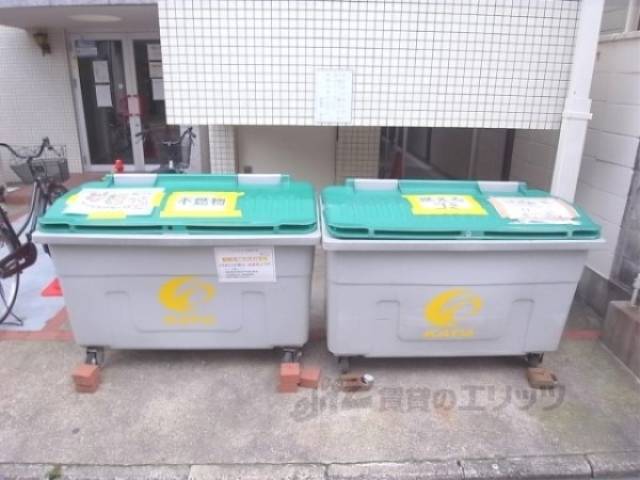 ゴミ置き場