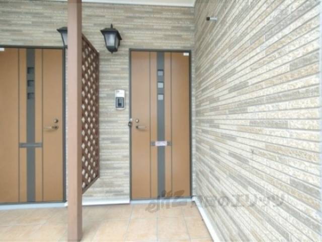 エントランス　ゴミ置き場