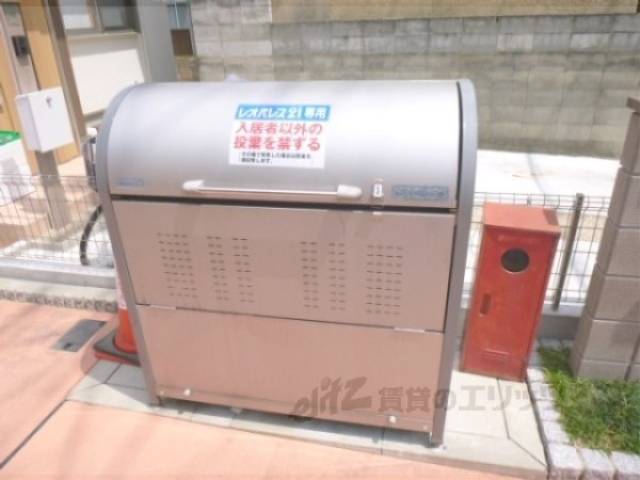 ゴミ置き場　ゴミ置き場