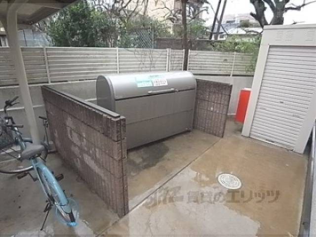 ゴミ置き場