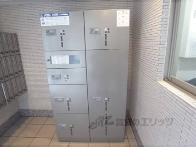宅配ボックス