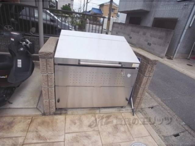 ゴミ置き場