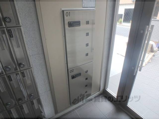 宅配ボックス