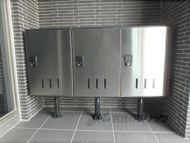 宅配ボックス