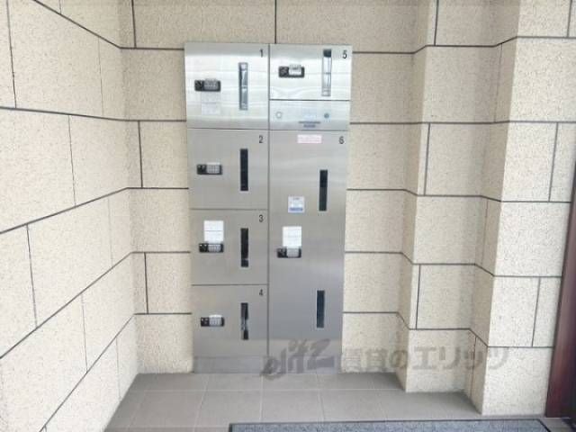 宅配ボックス