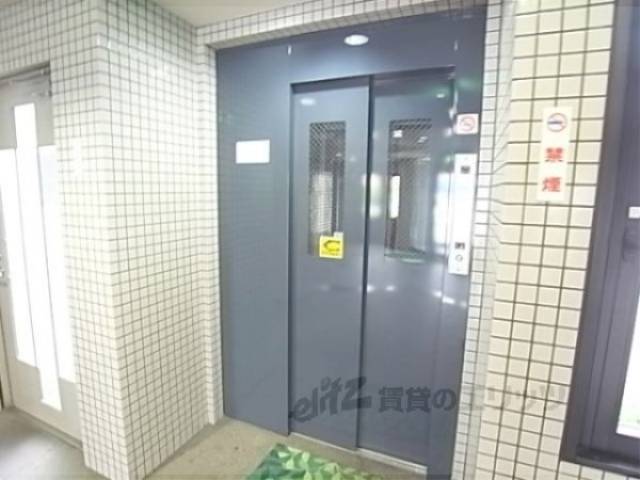 エレベーター