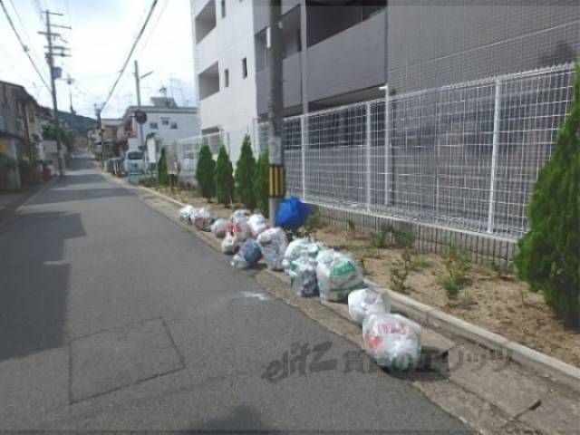 ゴミ置き場