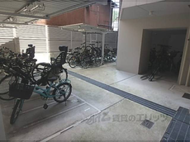 駐輪場