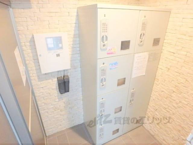 宅配ボックス