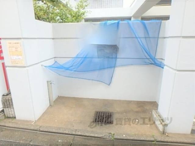 ゴミ置き場