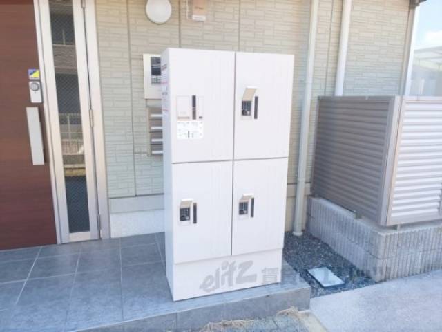 宅配ボックス