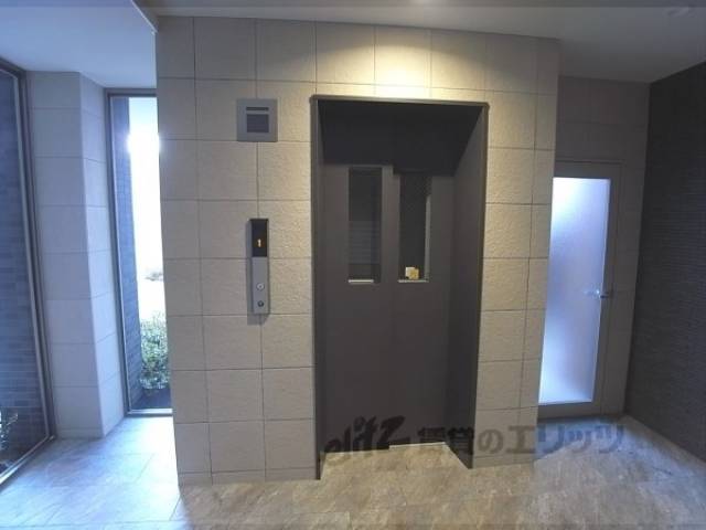 エレベーター
