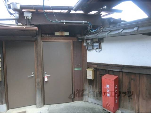 玄関前