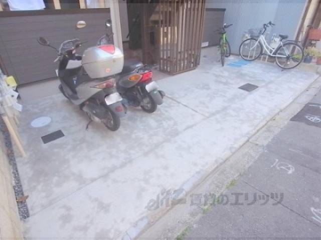 駐輪場