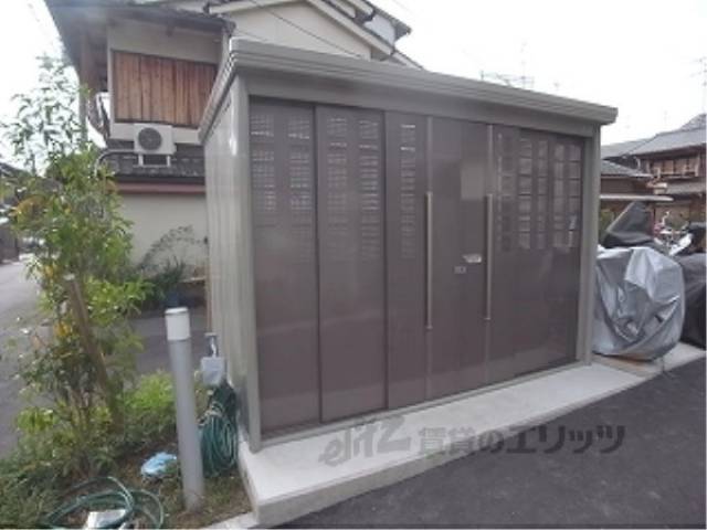 ゴミ置き場