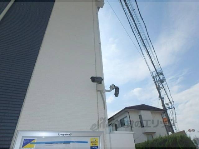 監視カメラ