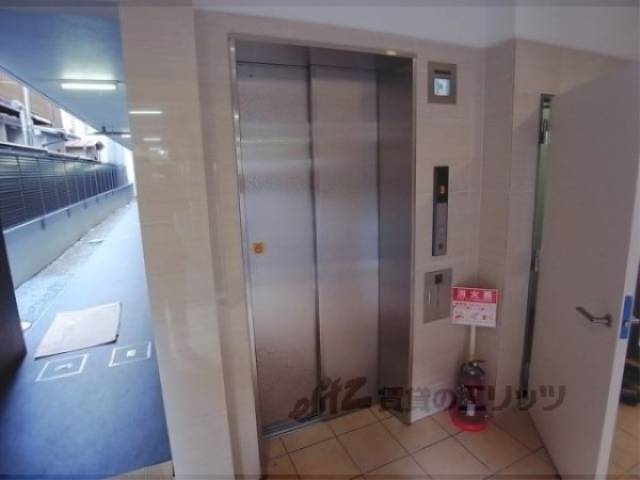 エレベーター