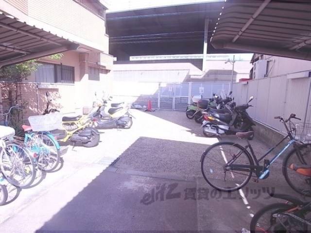 駐輪場
