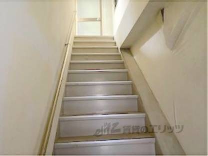 階段　3階への専用階段