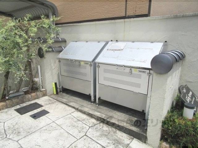 ゴミ置き場