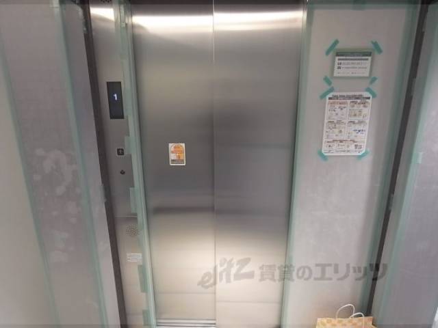エレベーター