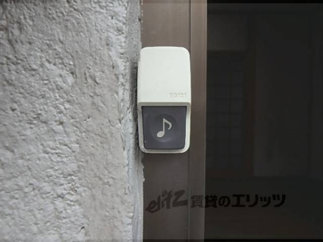 エントランス　呼び鈴