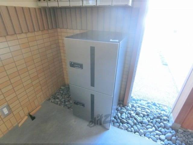 宅配ボックス