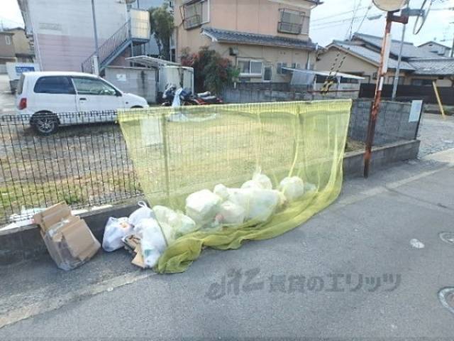 ゴミ置き場