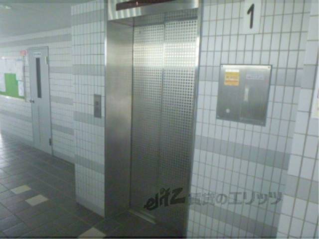 エレベーター