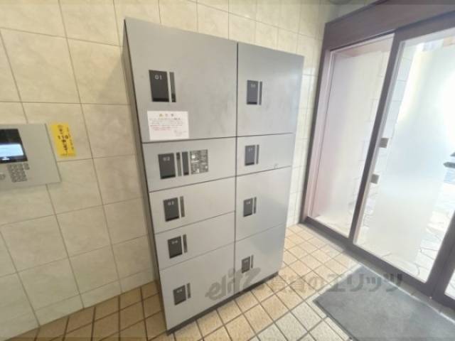 宅配ボックス