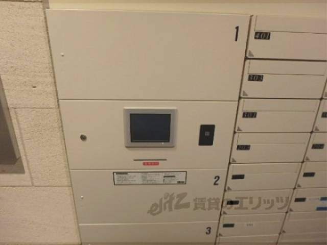 宅配ボックス