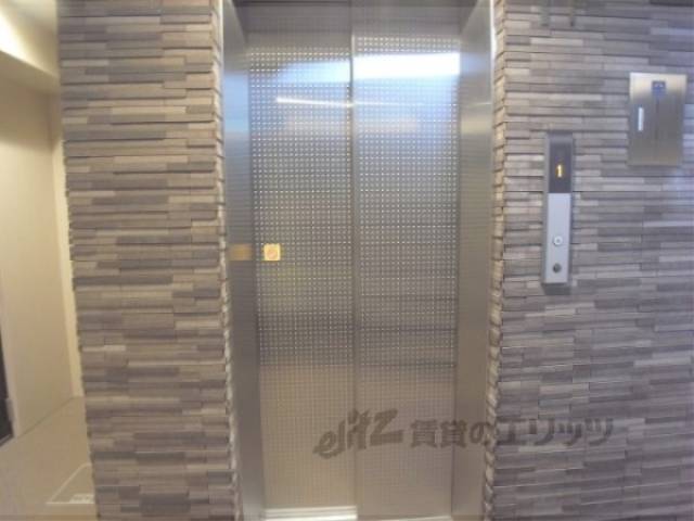 エレベーター