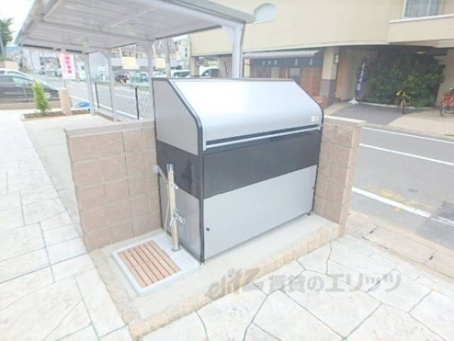 ごみボックス