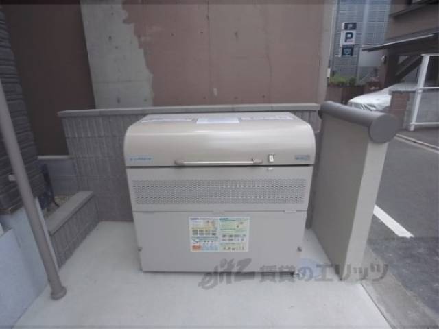 ゴミ置き場　ゴミボックス